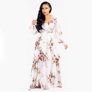 New White floral light long lined maxi dress size Large